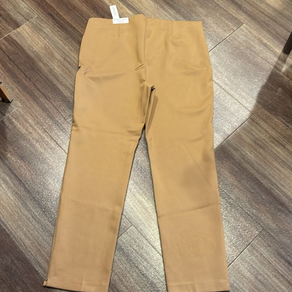 NWT Chico’s Pant - Picture 7 of 8